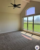 131 Barkman Creek Trace Rd, Hooks, TX 75561