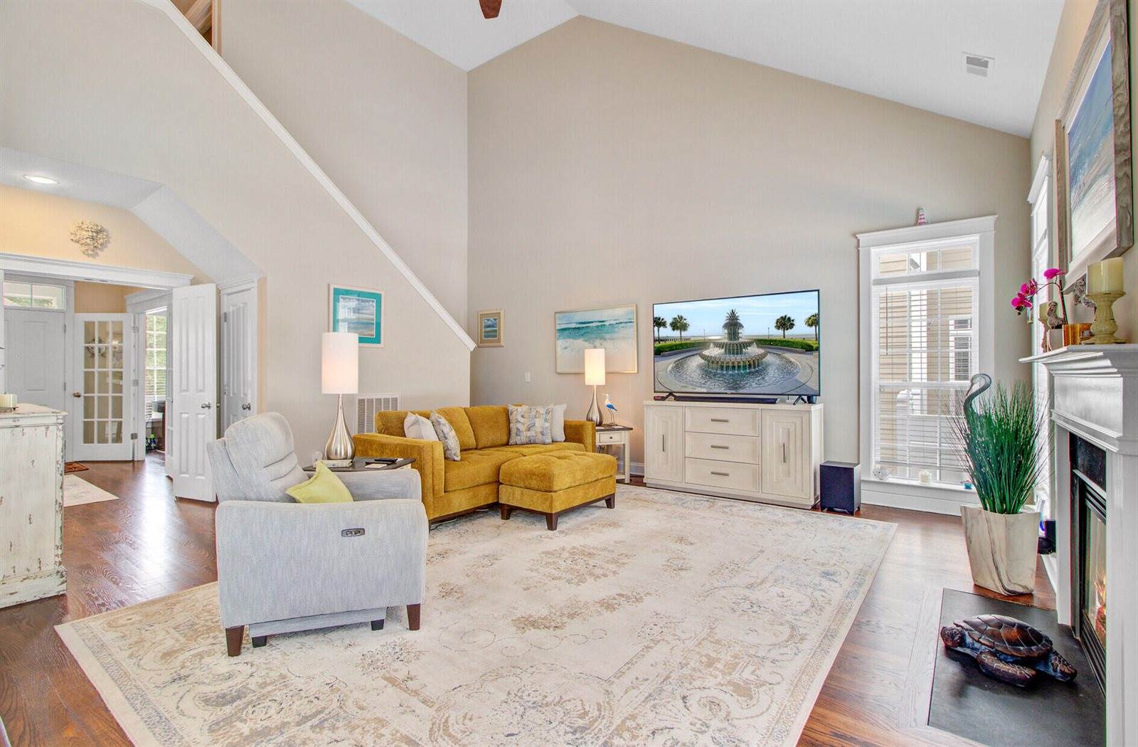 219 Carolinian Drive, Summerville, SC 29485