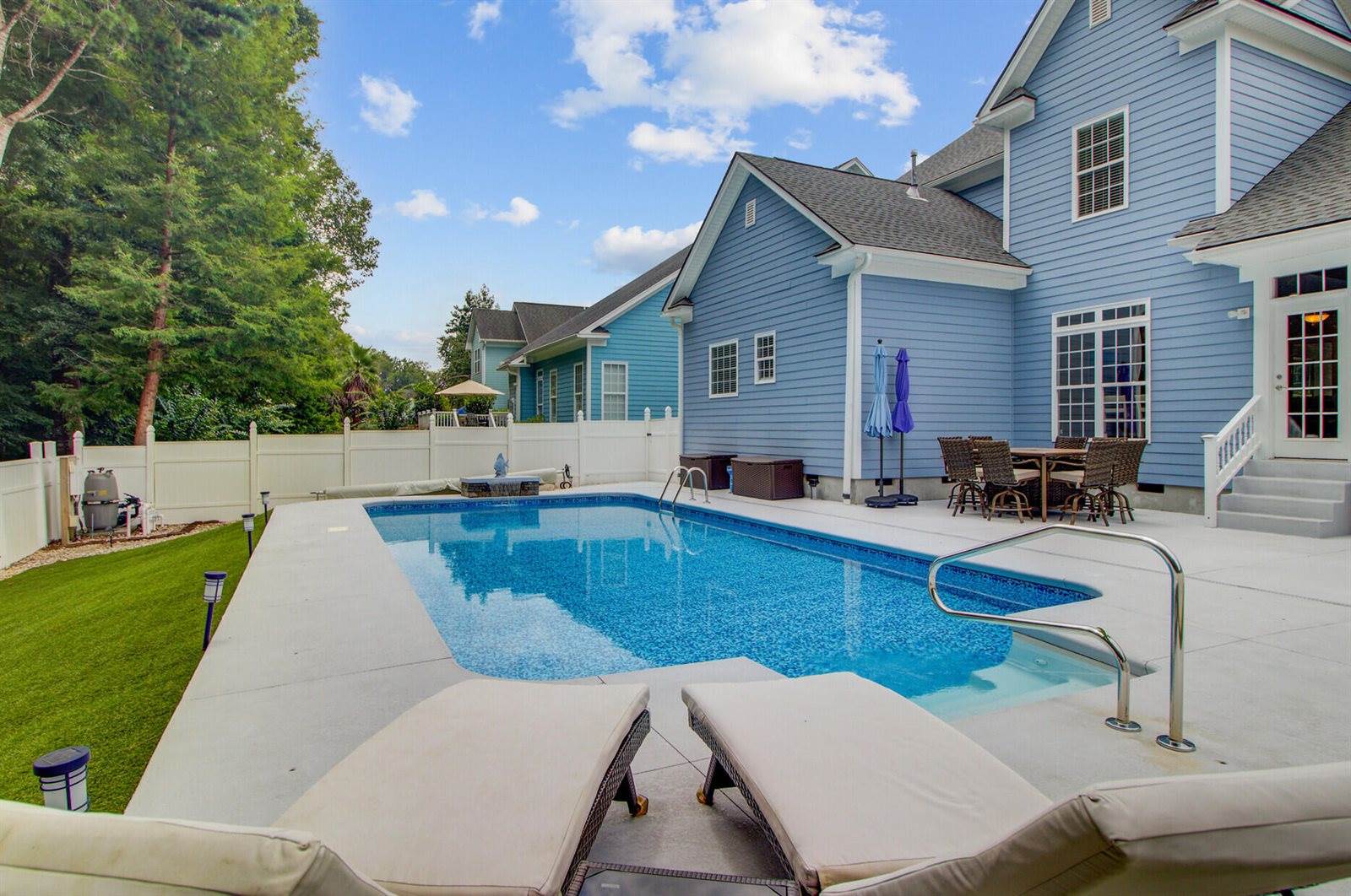 219 Carolinian Drive, Summerville, SC 29485