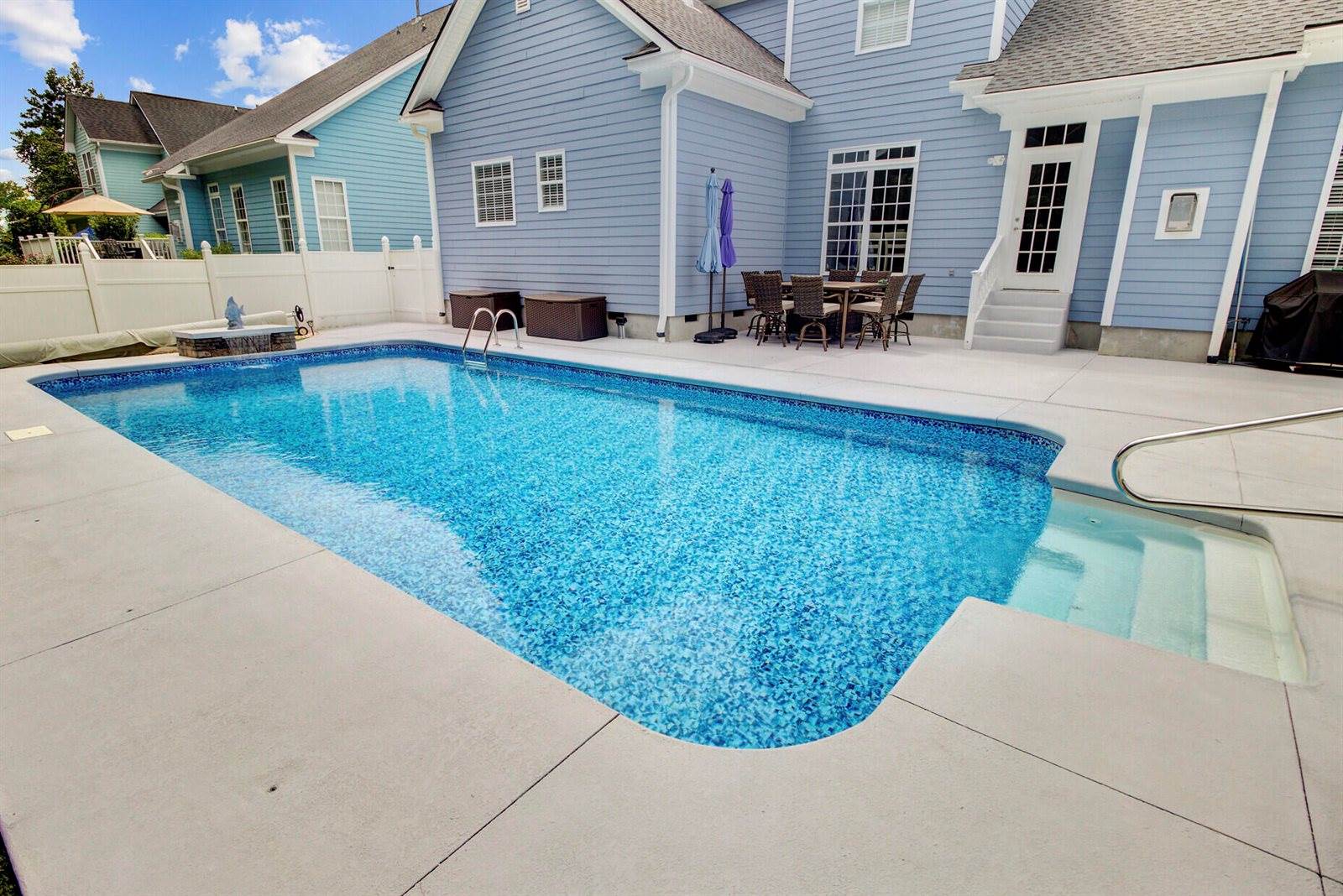 219 Carolinian Drive, Summerville, SC 29485