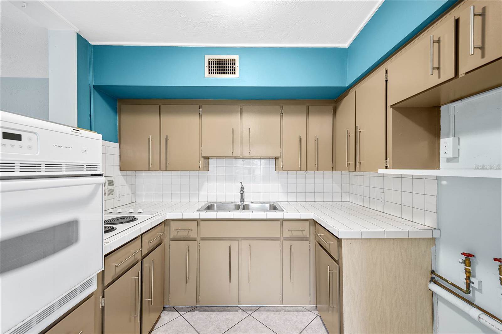 4325 58TH Way North, #1432, Kenneth City, FL 33709