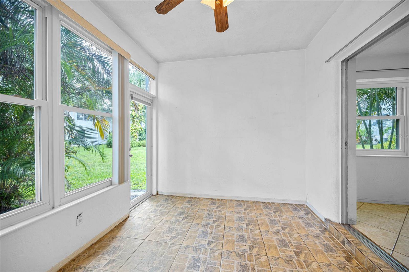 4325 58TH Way North, #1432, Kenneth City, FL 33709