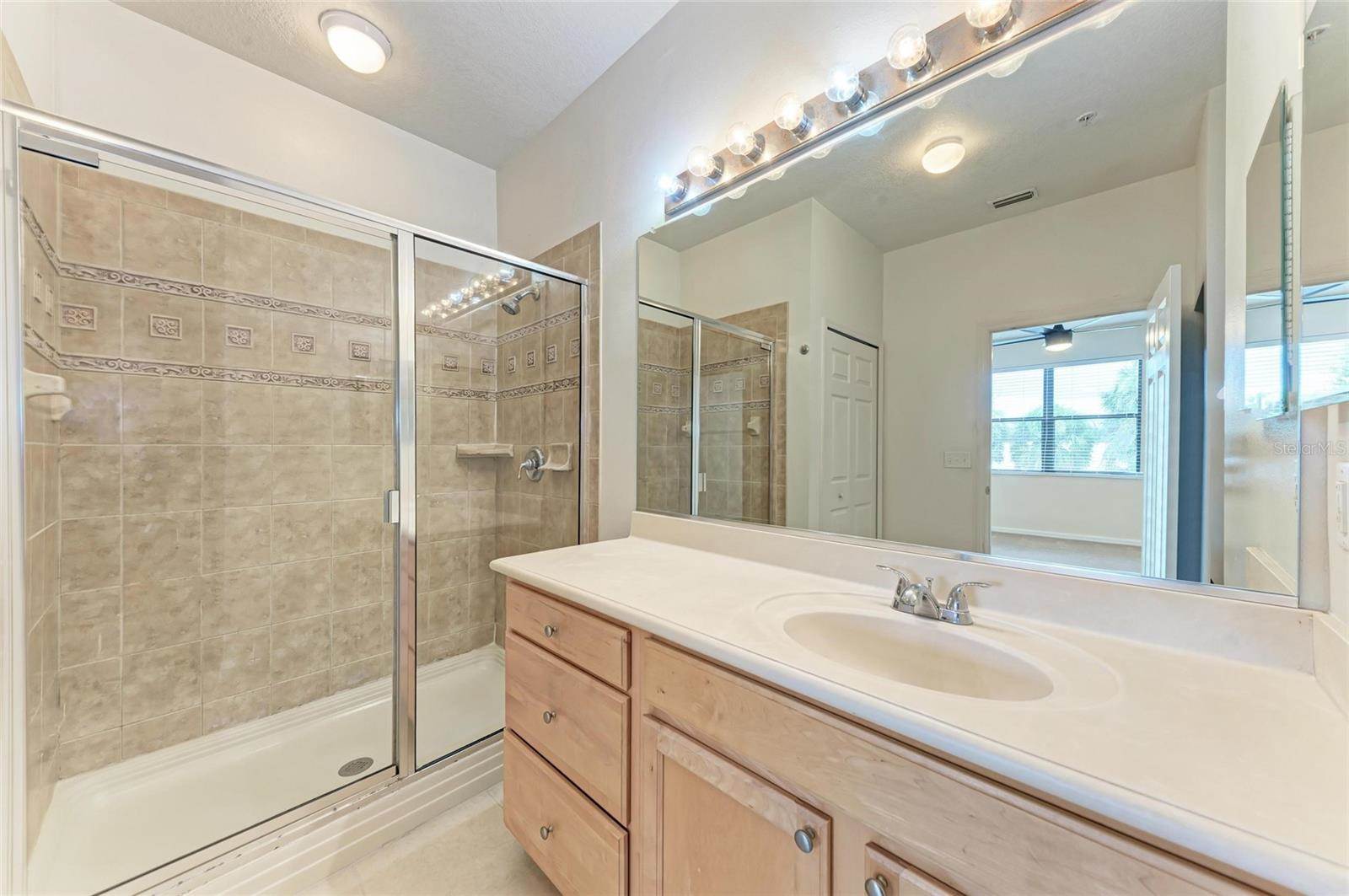 4309 Via Piedra Circle, Sarasota, FL 34233