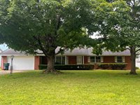 3811 N Locust Street, Muncie, IN 47304