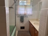 3811 N Locust Street, Muncie, IN 47304