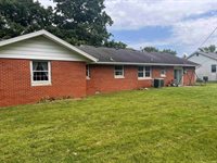 3811 N Locust Street, Muncie, IN 47304