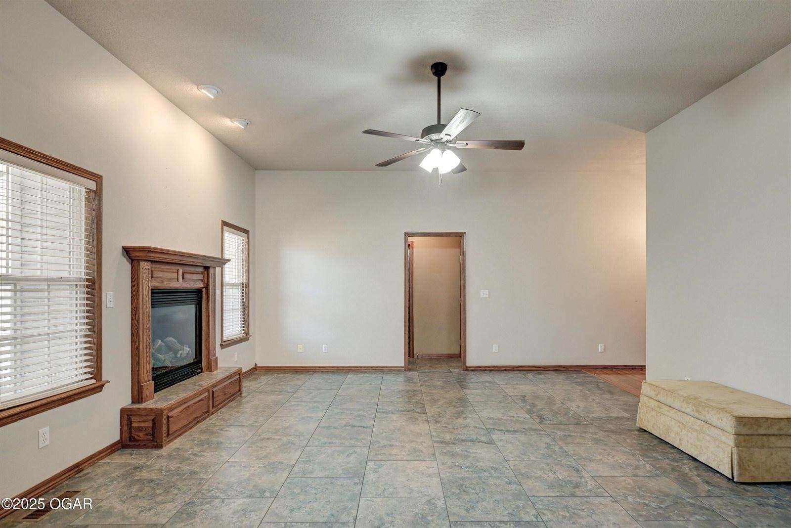 119 Jill Boulevard, Webb City, MO 64870