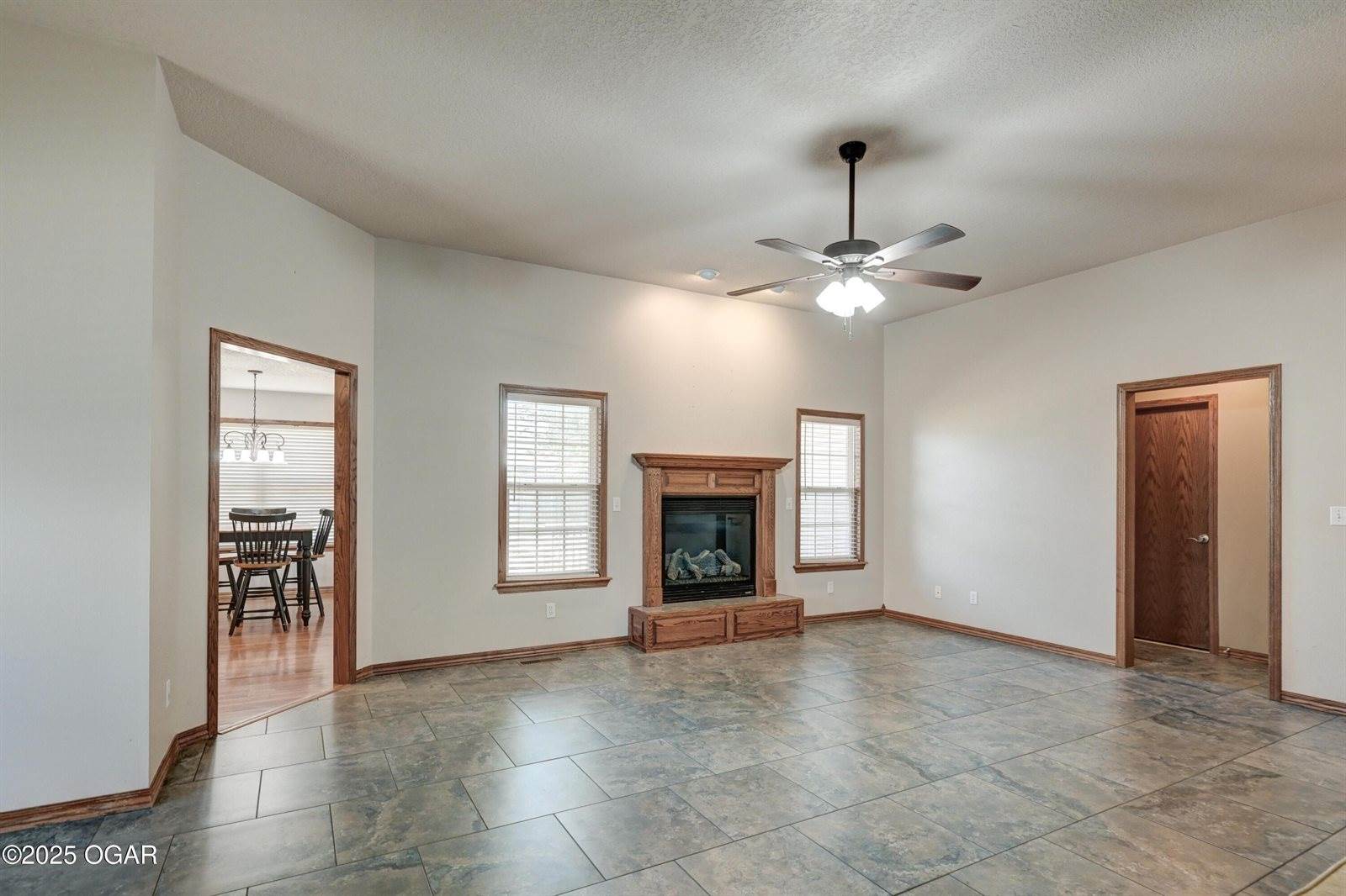 119 Jill Boulevard, Webb City, MO 64870