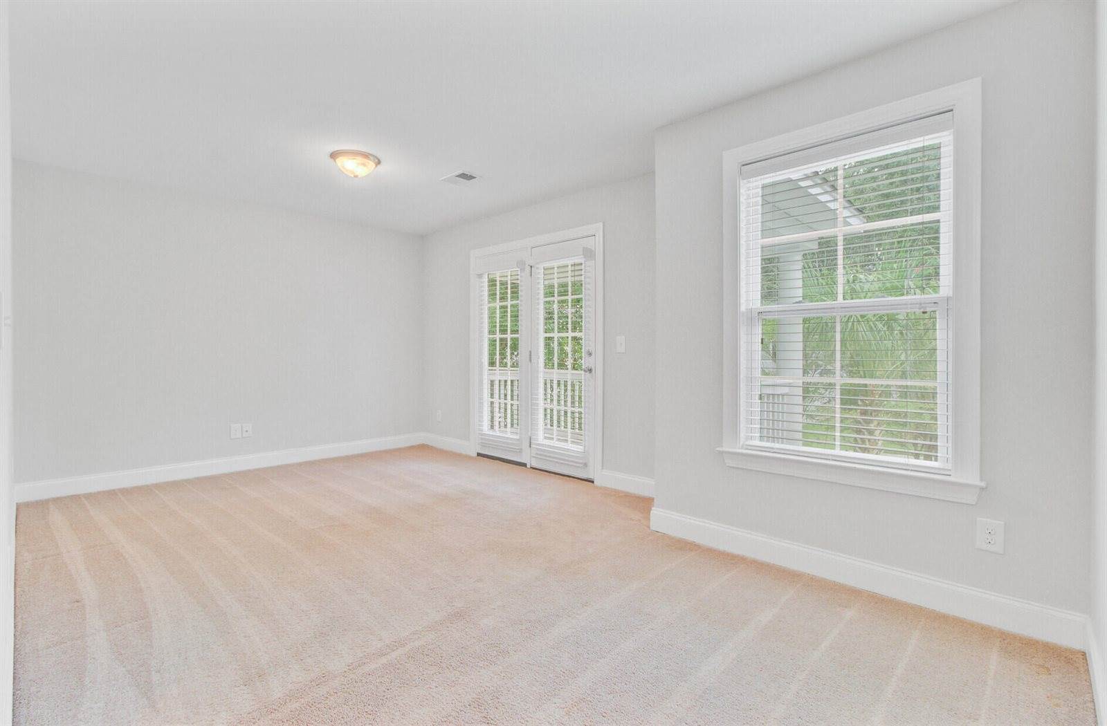 5415 Clairmont Lane, North Charleston, SC 29420