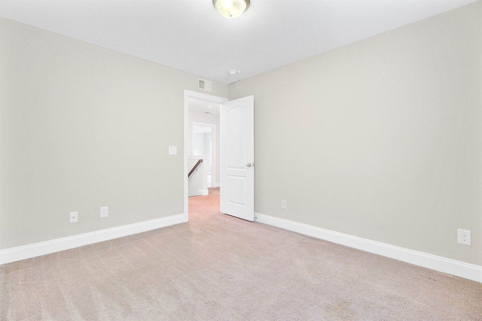 5415 Clairmont Lane, North Charleston, SC 29420