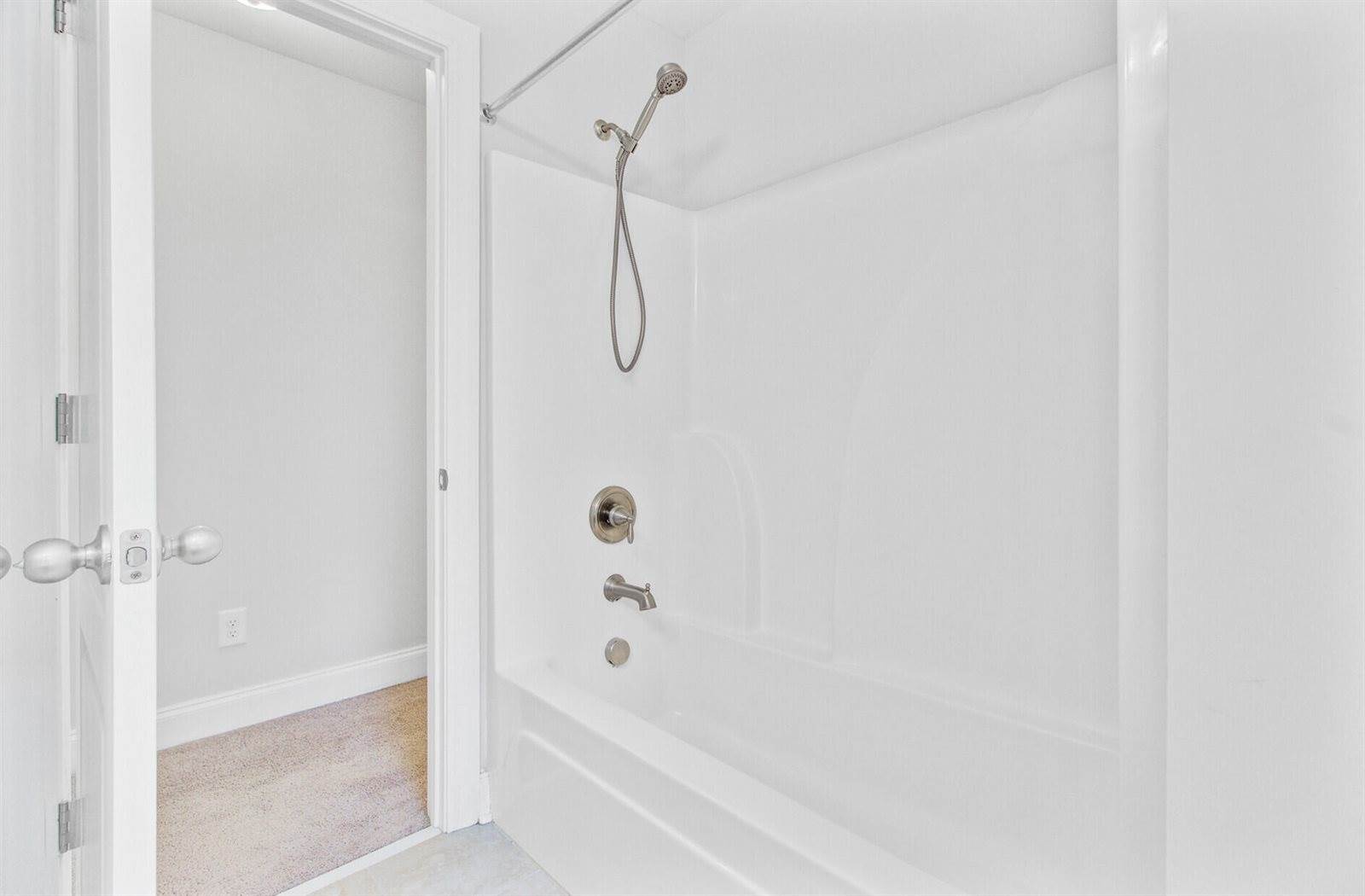 5415 Clairmont Lane, North Charleston, SC 29420