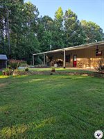 1131 County Road 1203, Maud, TX 75567