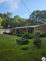 1131 County Road 1203, Maud, TX 75567