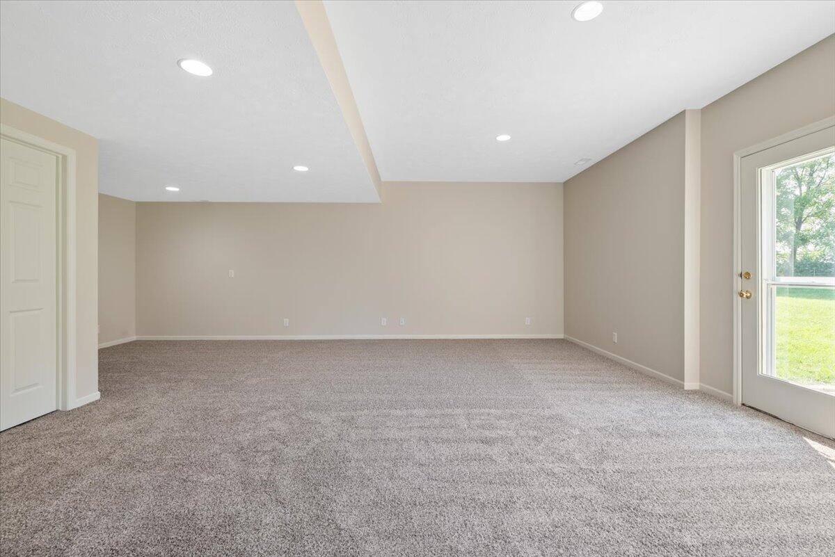 4792 Cedarbrook Drive, Council Bluffs, IA 51503