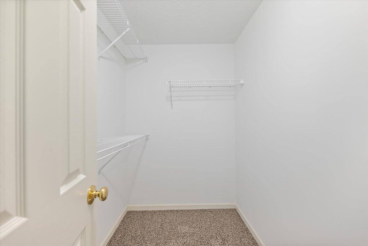 4792 Cedarbrook Drive, Council Bluffs, IA 51503