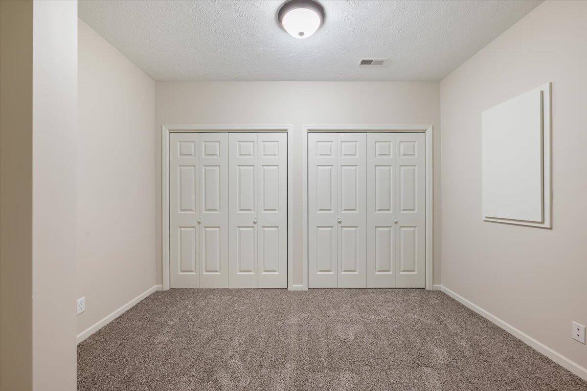 4792 Cedarbrook Drive, Council Bluffs, IA 51503