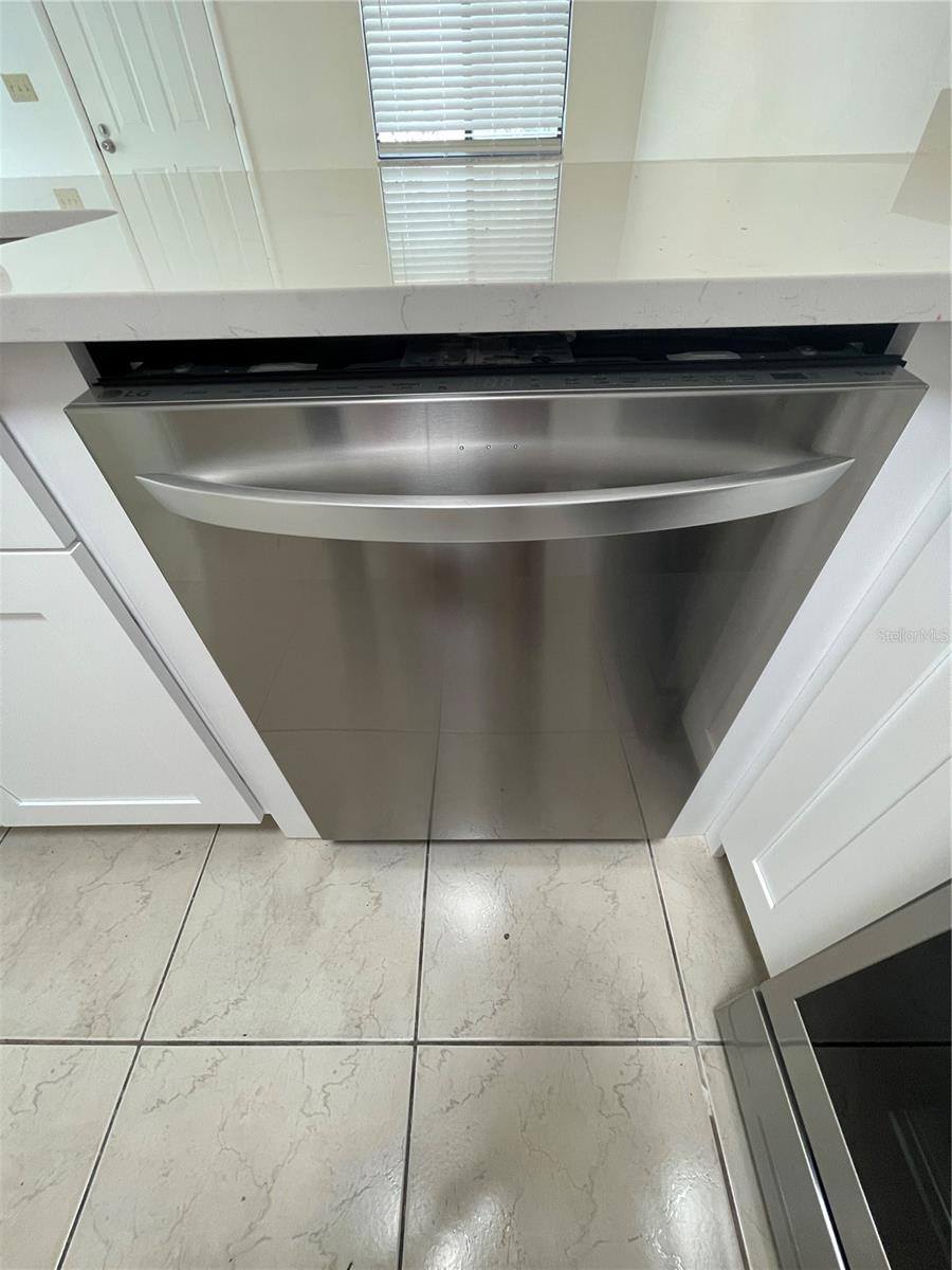 5112 70TH Place North, Pinellas Park, FL 33781