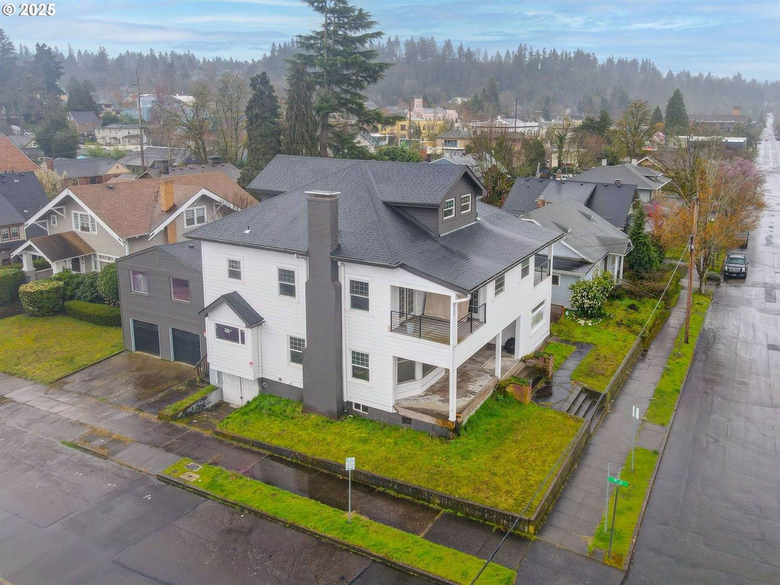 824 Center St, OregonCity, OR 97045