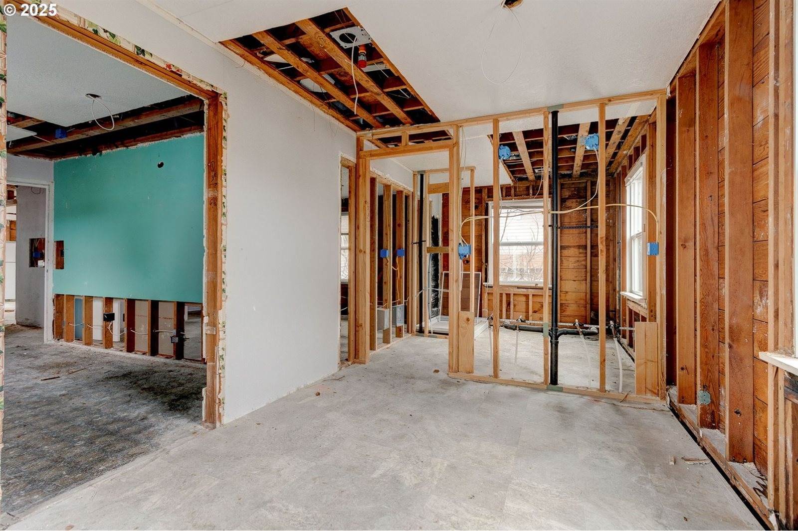 824 Center St, OregonCity, OR 97045