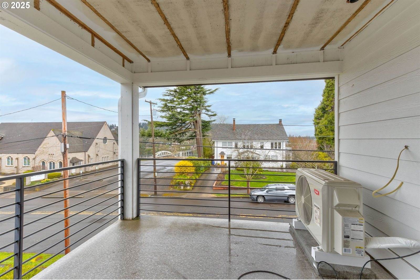 824 Center St, OregonCity, OR 97045