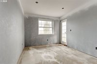 824 Center St, OregonCity, OR 97045