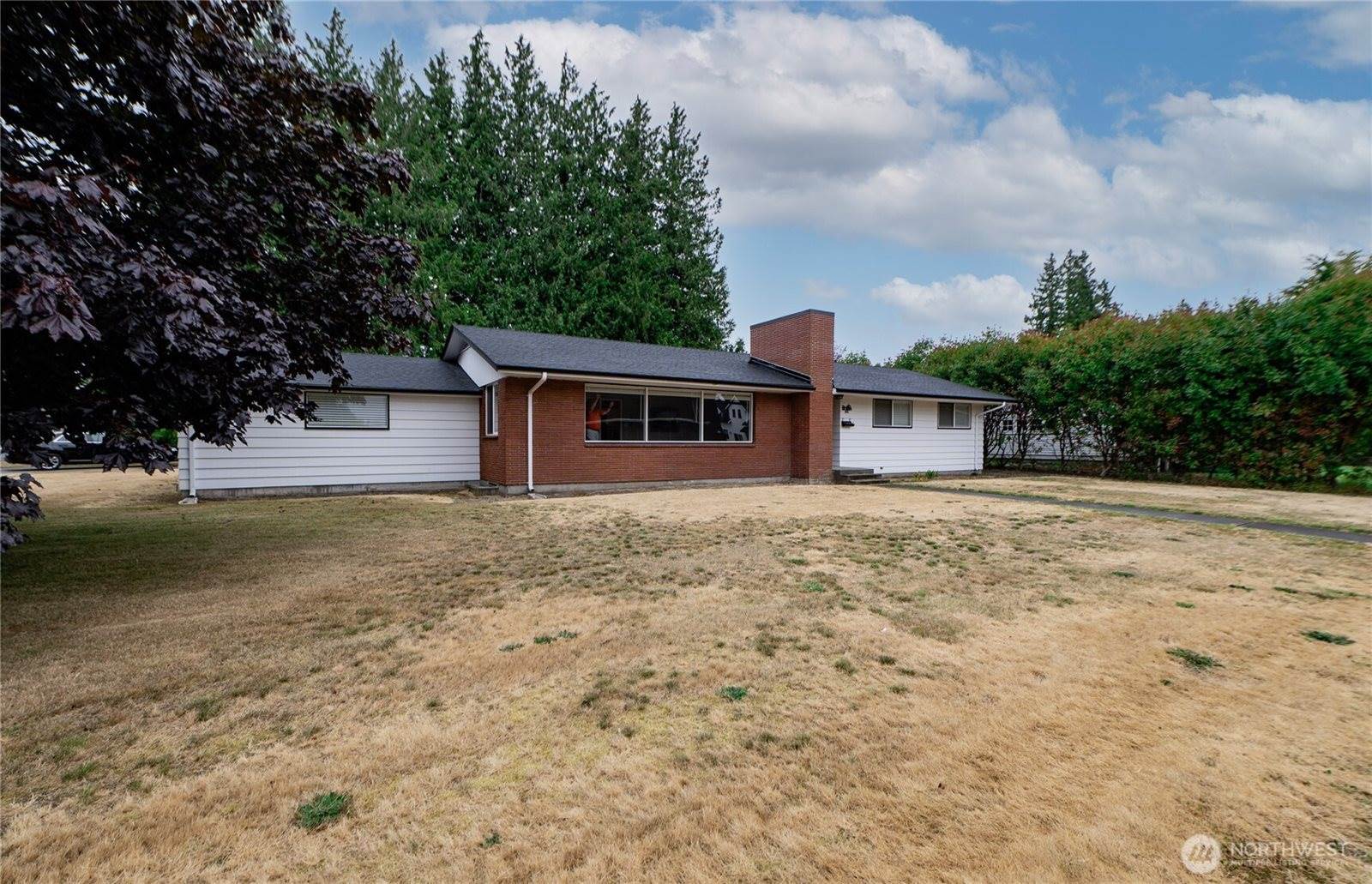 901 East Grover Street, Lynden, WA 98264