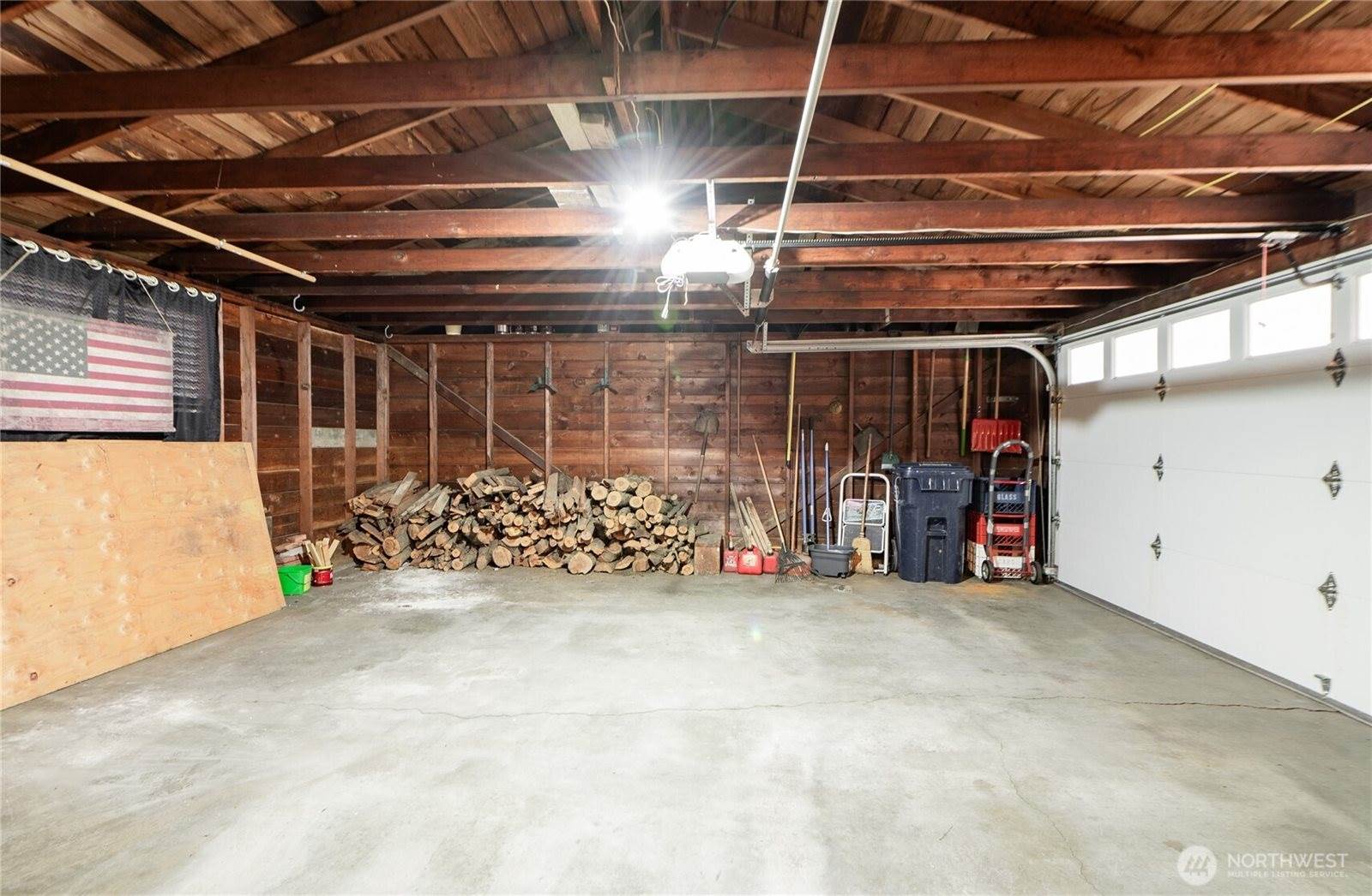 901 East Grover Street, Lynden, WA 98264