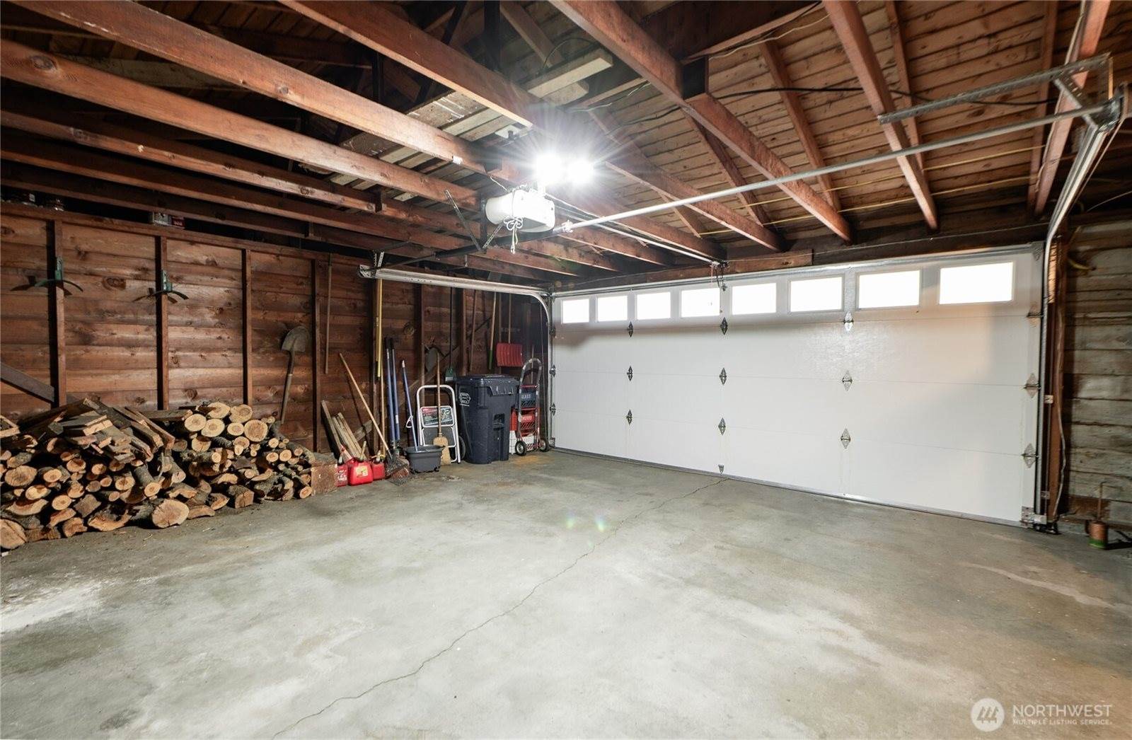 901 East Grover Street, Lynden, WA 98264