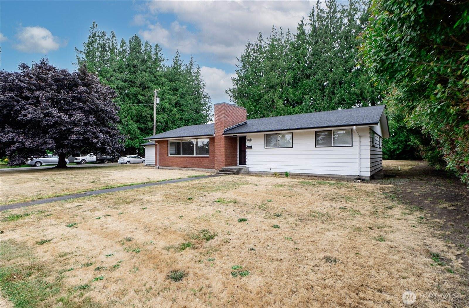 901 East Grover Street, Lynden, WA 98264