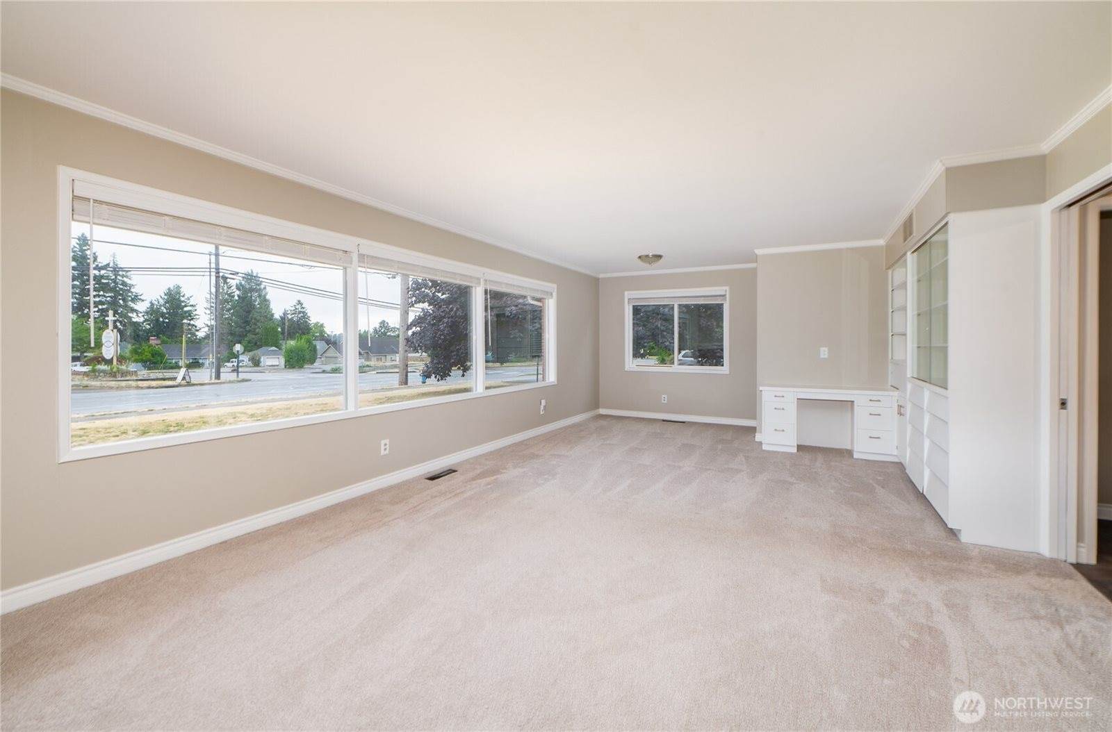 901 East Grover Street, Lynden, WA 98264