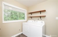 901 East Grover Street, Lynden, WA 98264