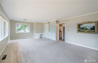 901 East Grover Street, Lynden, WA 98264