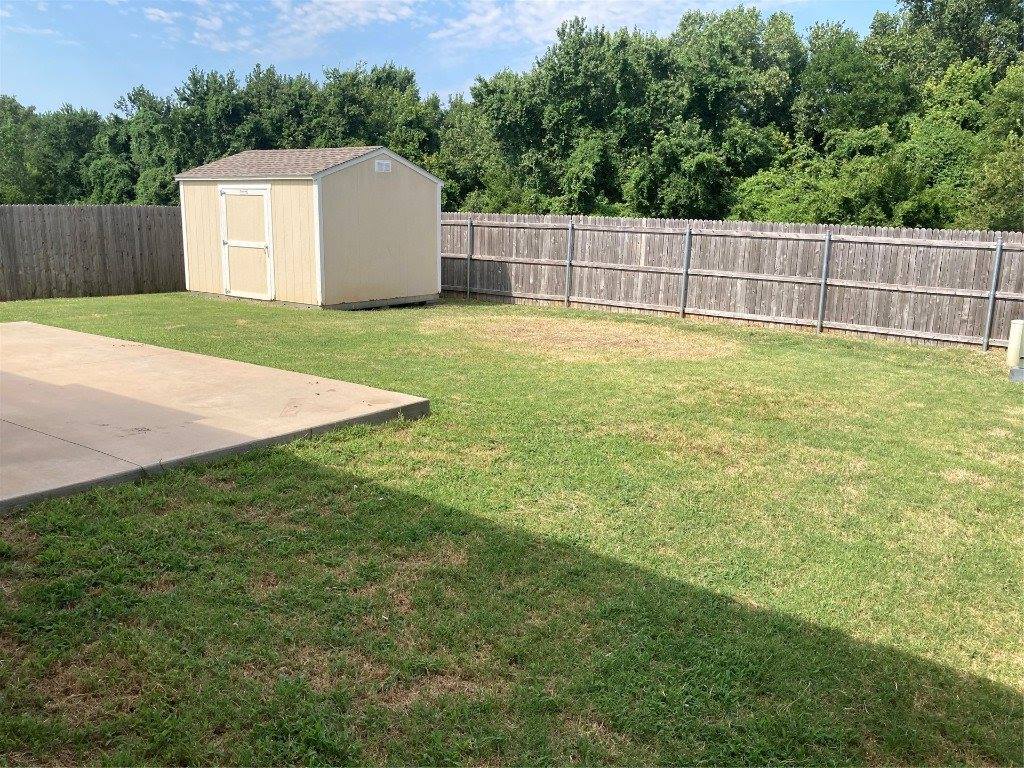 1004 Claystone Way, Noble, OK 73068