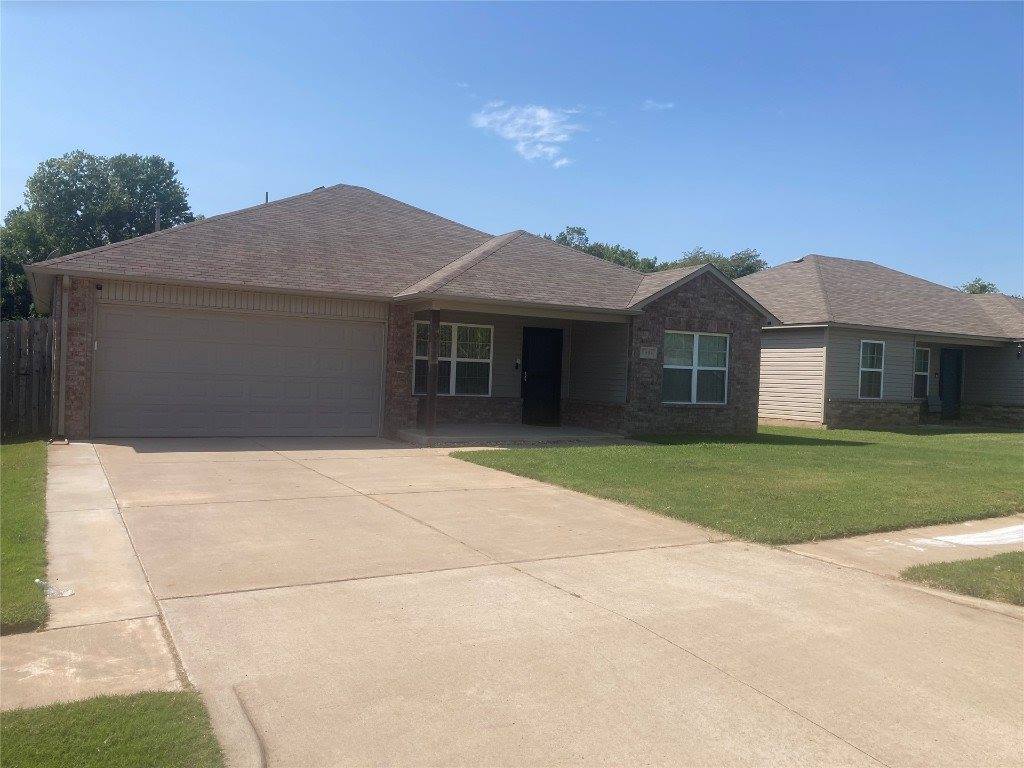 1004 Claystone Way, Noble, OK 73068
