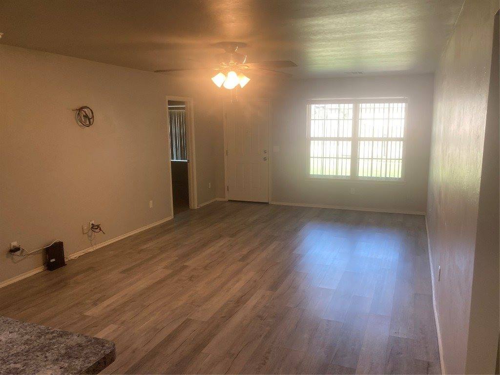 1004 Claystone Way, Noble, OK 73068