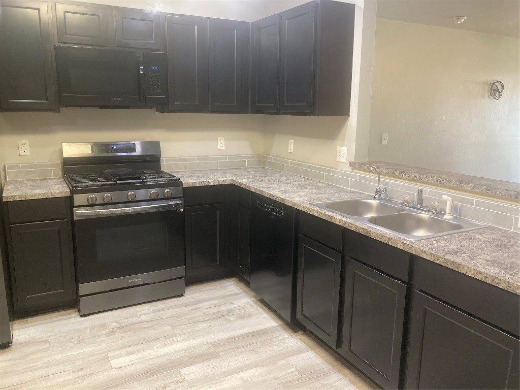 1004 Claystone Way, Noble, OK 73068