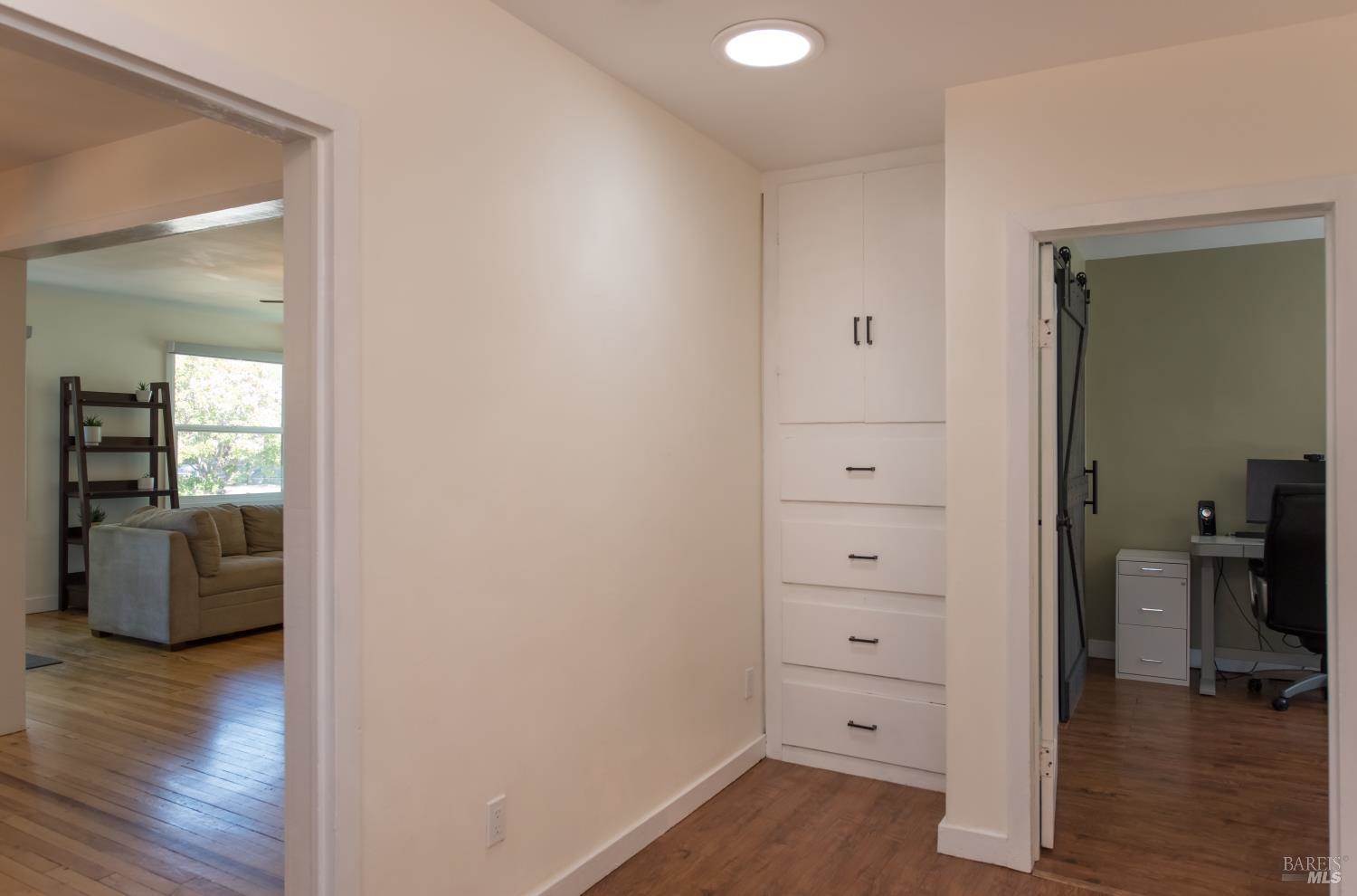 115 Commercial Street, Cloverdale, CA 95425