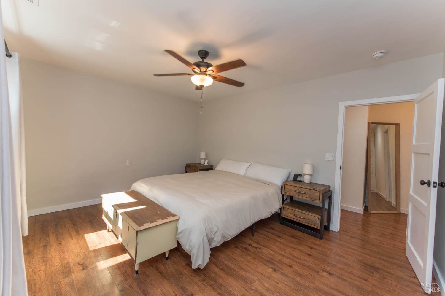 115 Commercial Street, Cloverdale, CA 95425