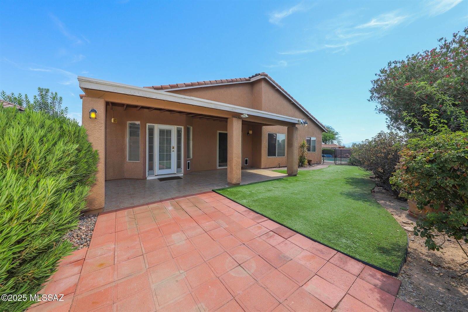 3263 North Meadow Mine Place, Tucson, AZ 85745