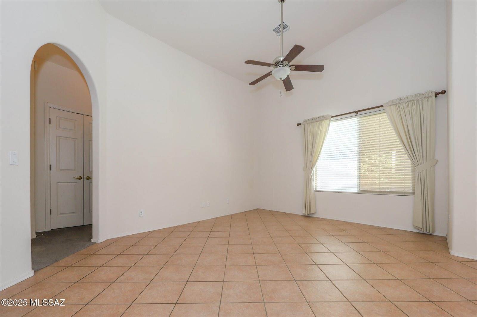 3263 North Meadow Mine Place, Tucson, AZ 85745