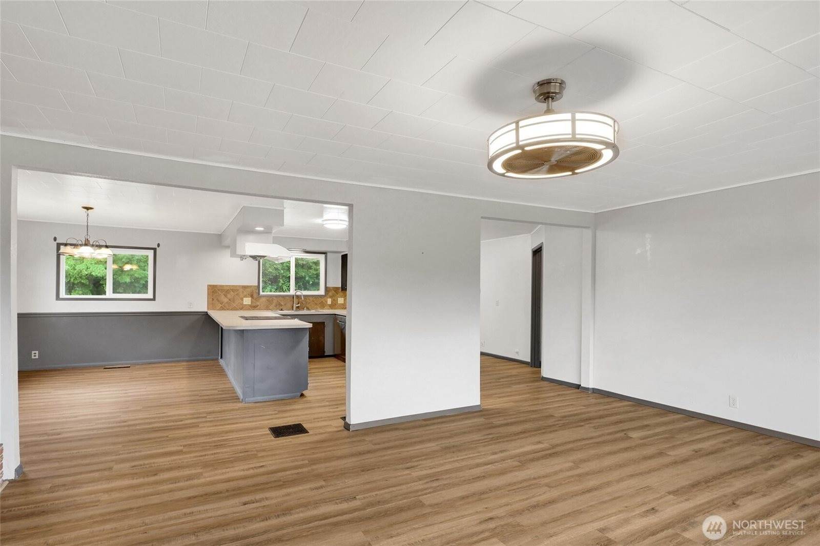 4516 Lincoln Road, Blaine, WA 98230