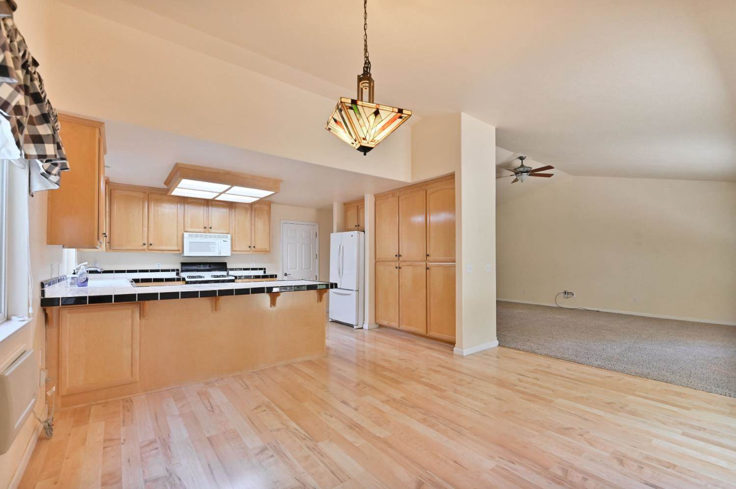 735 Live Oak Drive, Angels Camp, CA 95222