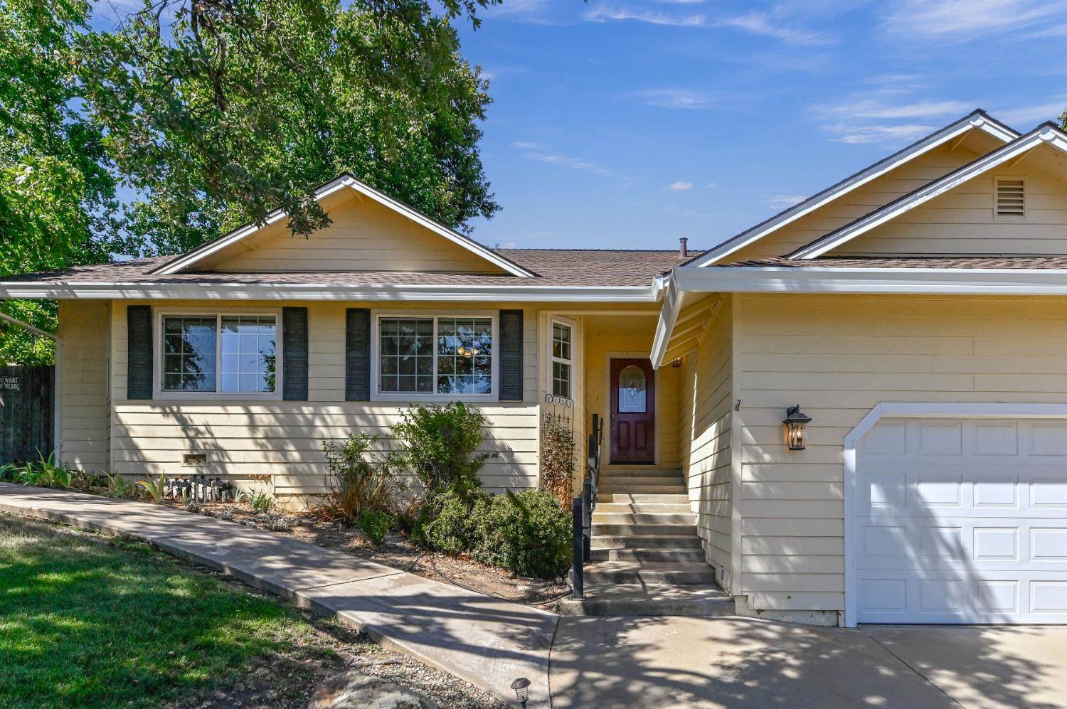 735 Live Oak Drive, Angels Camp, CA 95222