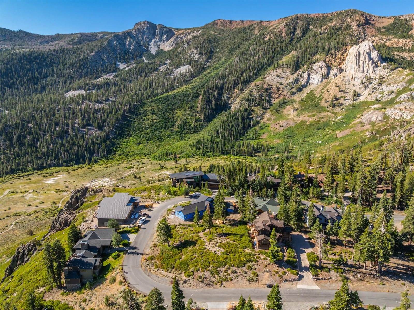 480 Fir Street, Mammoth Lakes, CA 93546