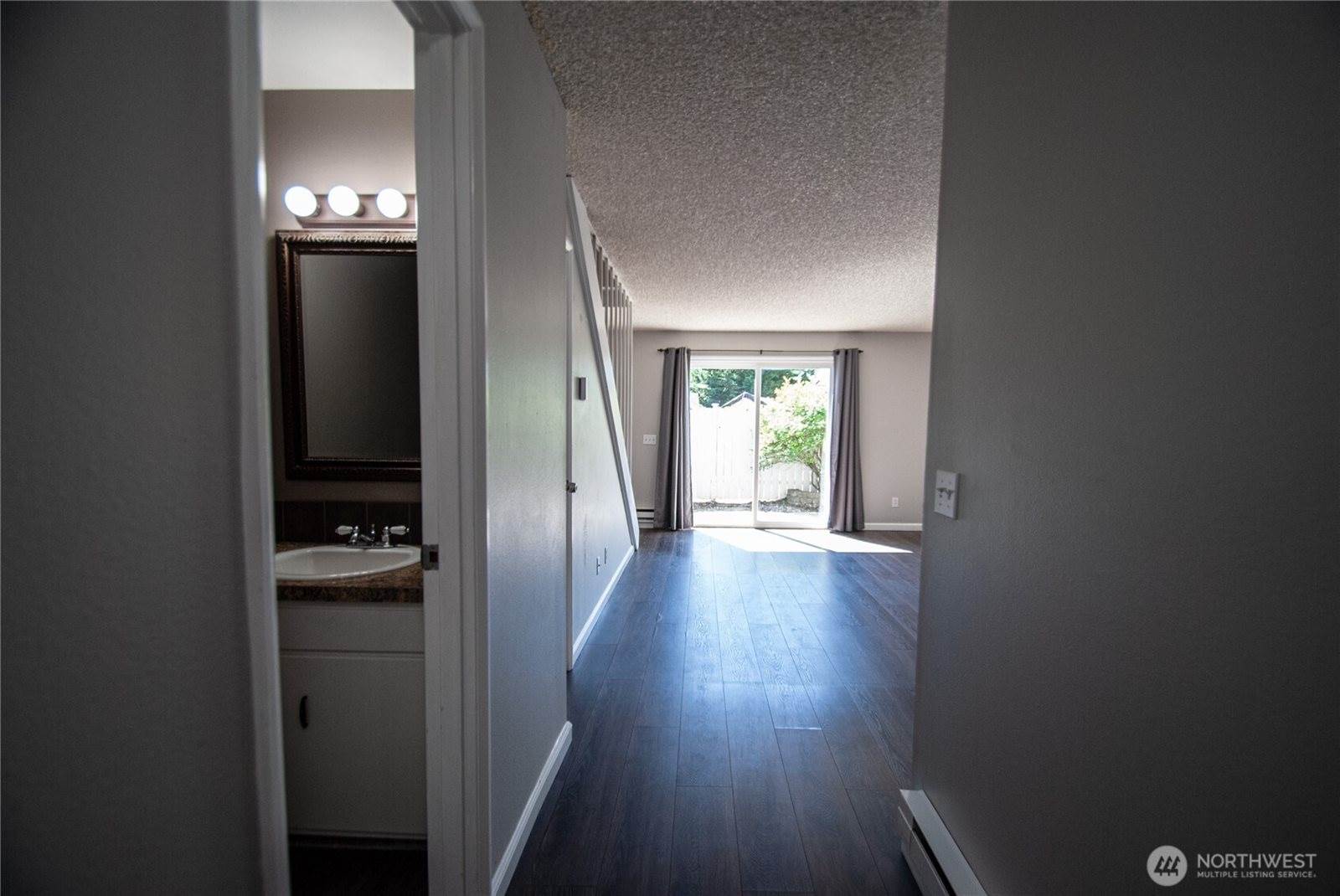 540 North Pine Street, Burlington, WA 98233