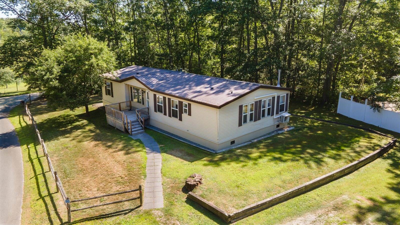 128 Sandy Beach Road, Glenburn, ME 04401