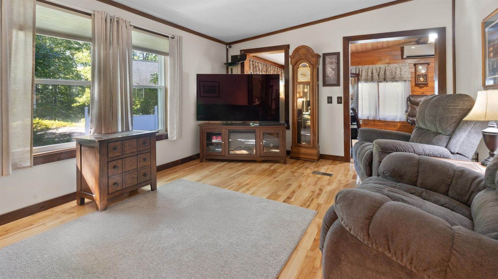 128 Sandy Beach Road, Glenburn, ME 04401