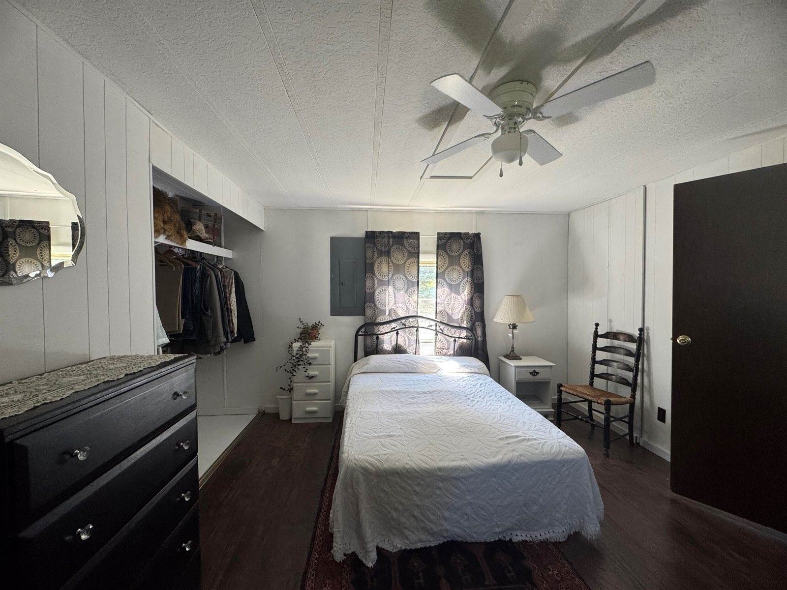 59 High Street, Guilford, ME 04443