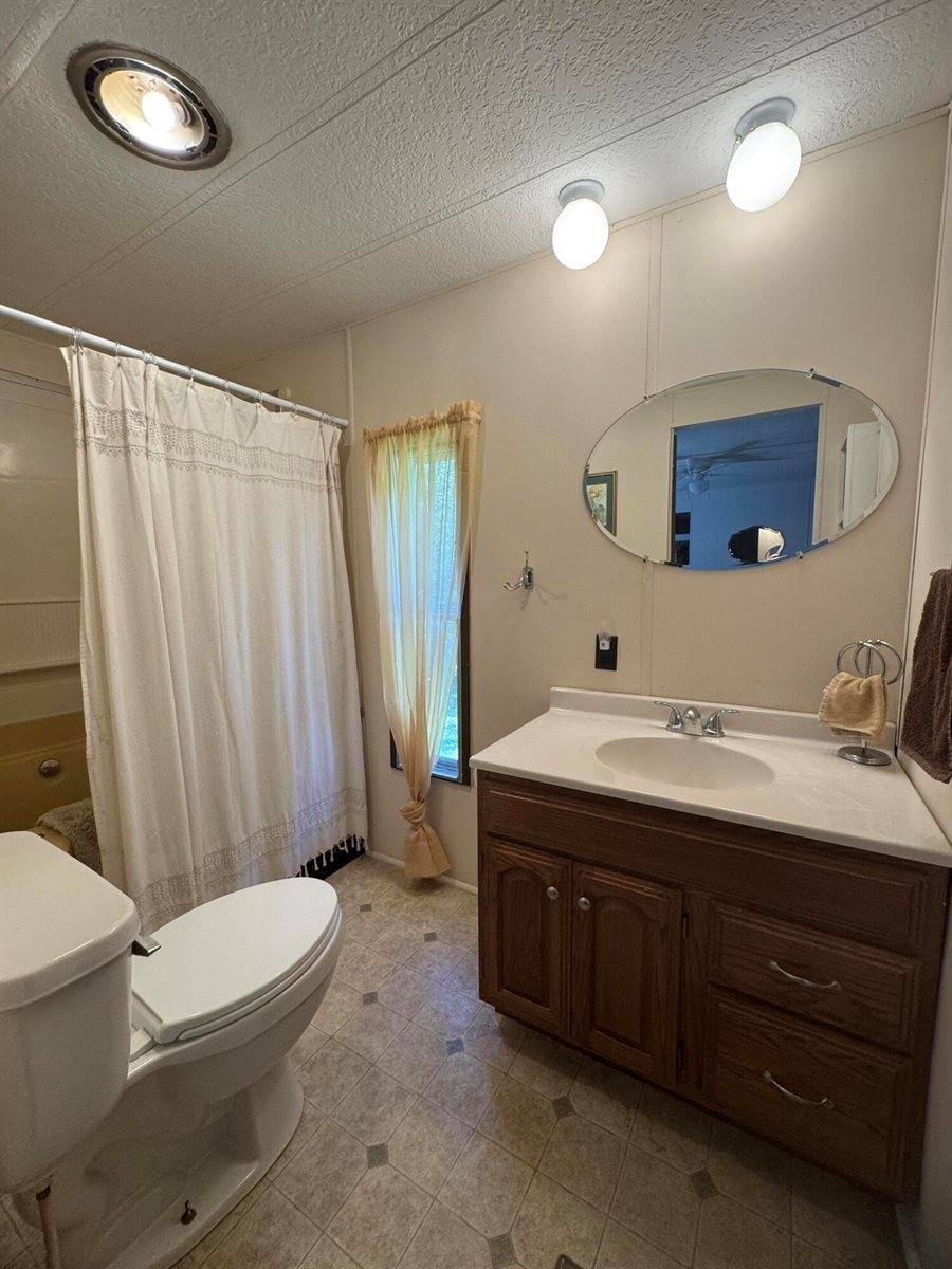 59 High Street, Guilford, ME 04443