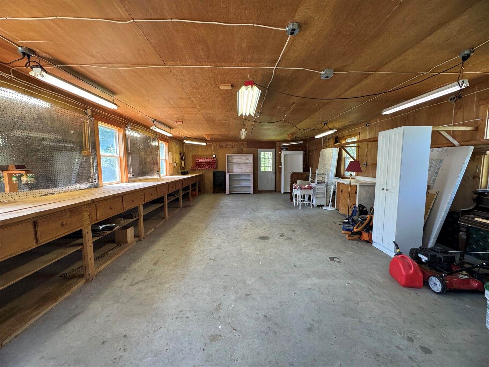 59 High Street, Guilford, ME 04443